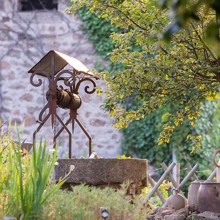 Domaine La Pomme De Pin Bed & Breakfast Louroux-de-Beaune ภายนอก รูปภาพ