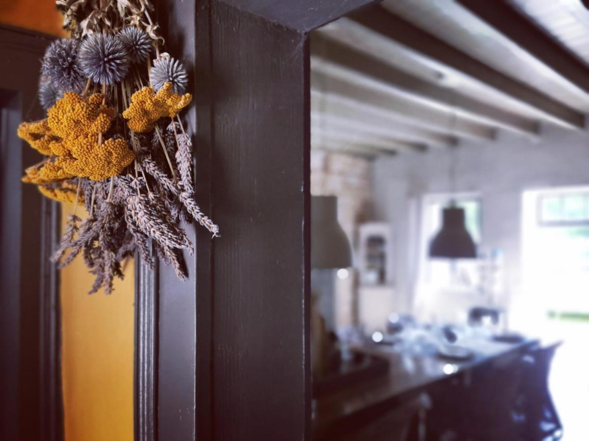 Domaine La Pomme De Pin Bed & Breakfast Louroux-de-Beaune ภายนอก รูปภาพ