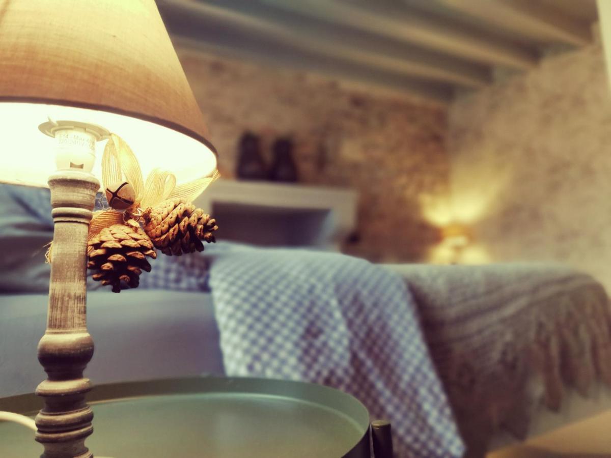 Domaine La Pomme De Pin Bed & Breakfast Louroux-de-Beaune ภายนอก รูปภาพ