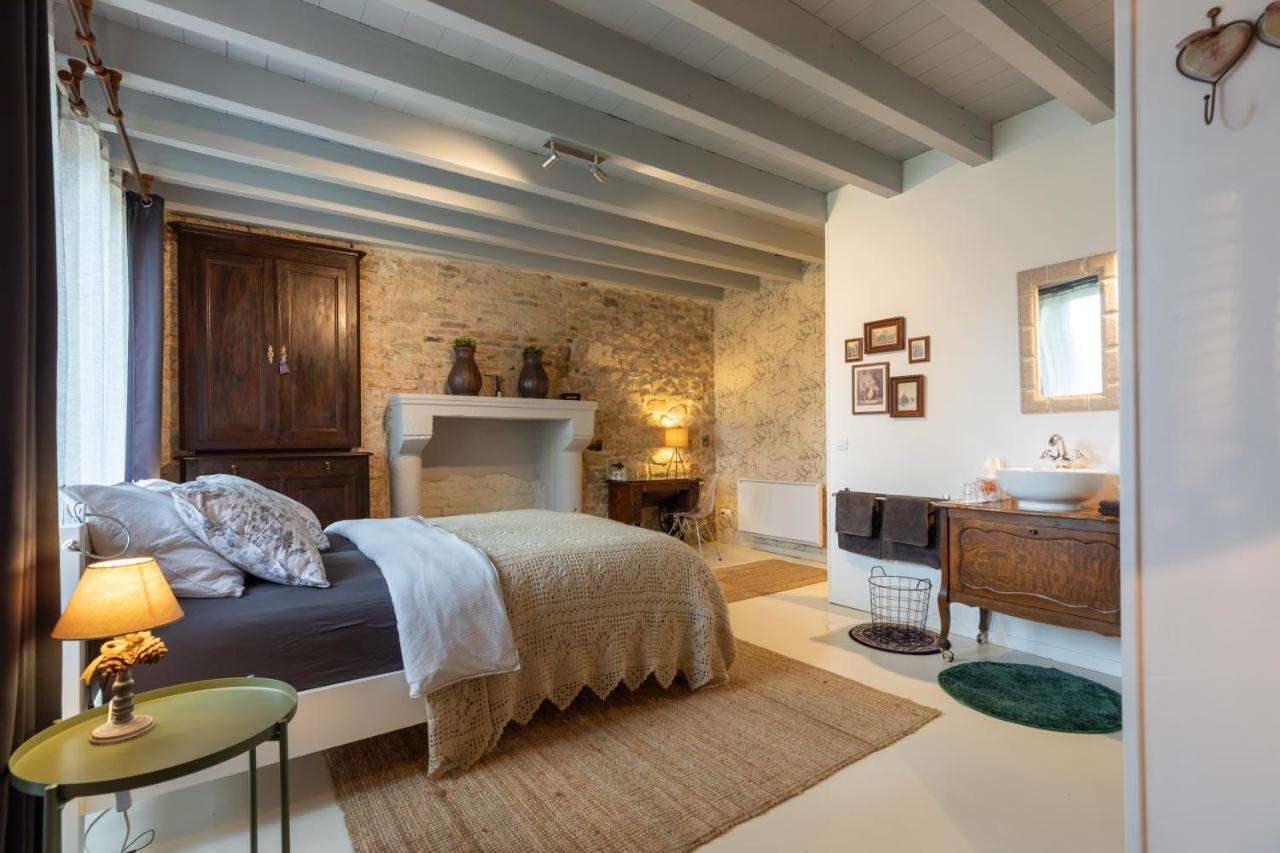 Domaine La Pomme De Pin Bed & Breakfast Louroux-de-Beaune ภายนอก รูปภาพ