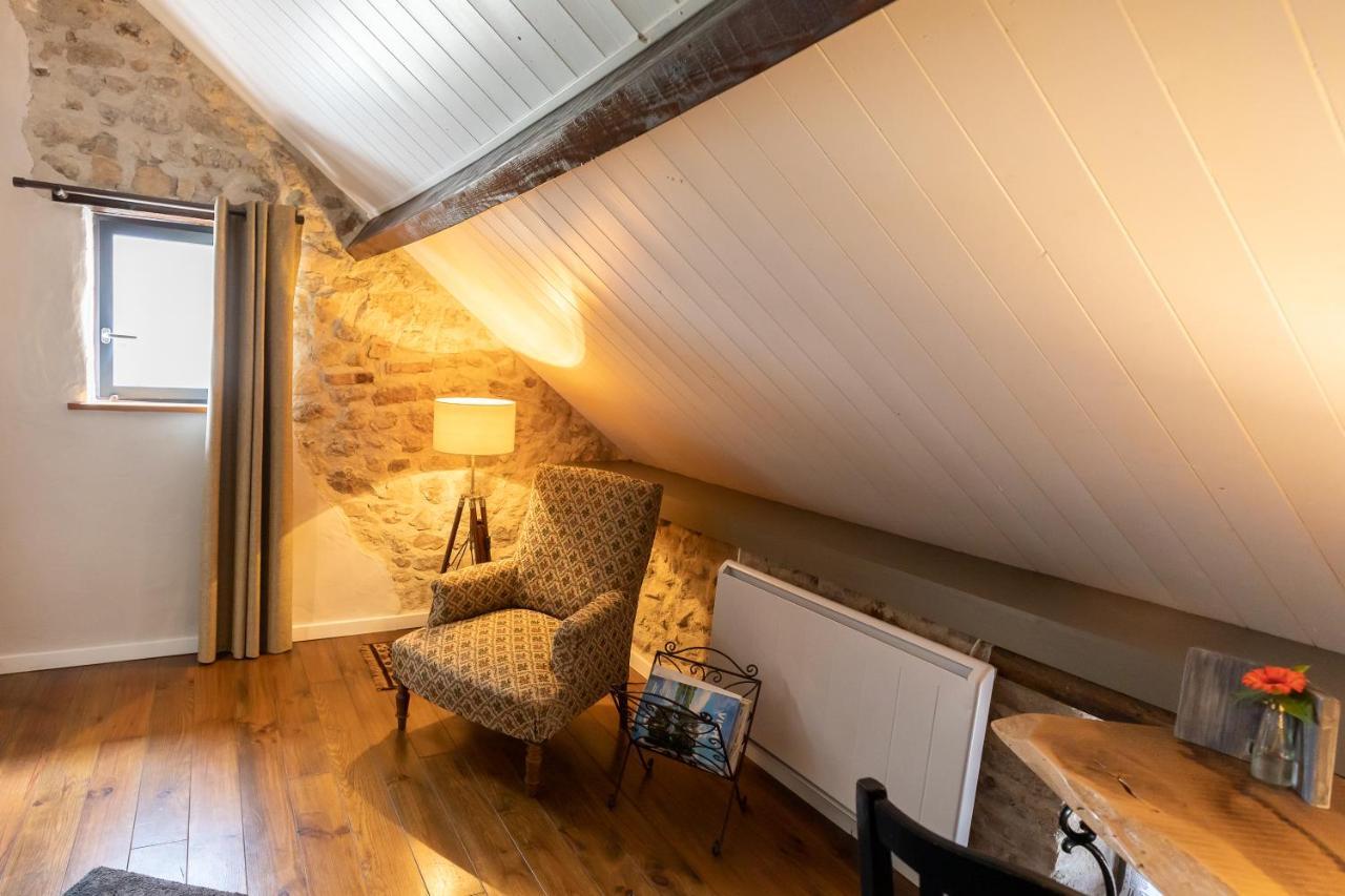 Domaine La Pomme De Pin Bed & Breakfast Louroux-de-Beaune ภายนอก รูปภาพ